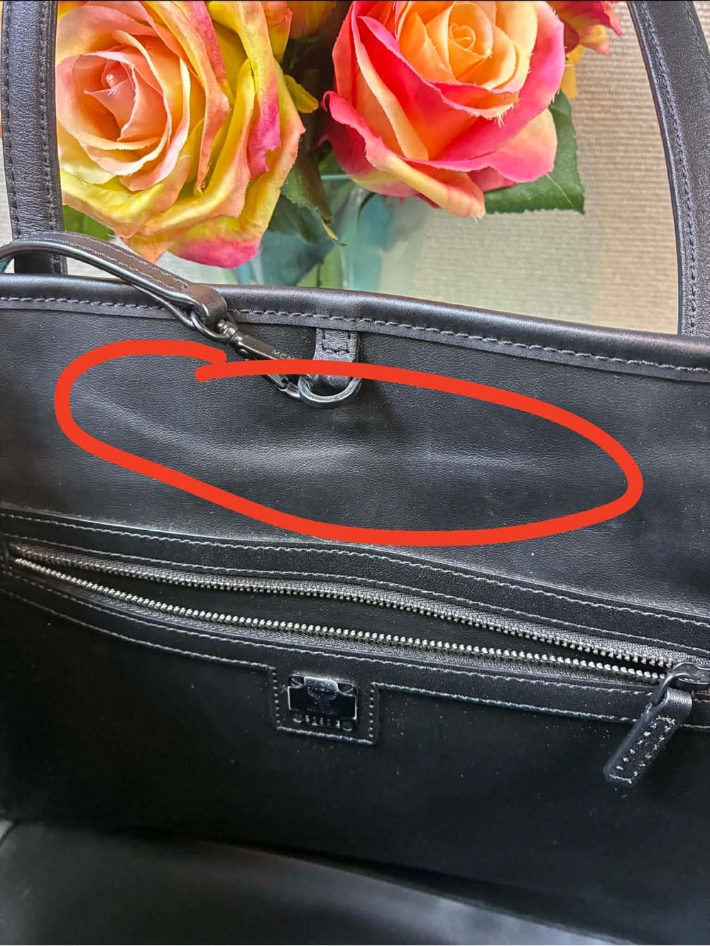 MCM Medium Visetos Aren Tote in Black & White Checkerboard - Pristine! ๐ฅ - Picture 13 of 14